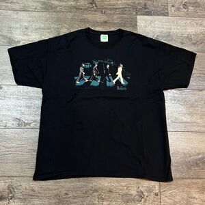Vintage Y2K Beatles Abbey Road T-Shirt Cover Art Apple Rock Band Pop Culture 2XL